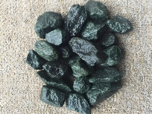 輝綠巖破碎制砂生產(chǎn)線