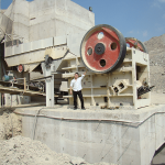 時(shí)產(chǎn)100噸破碎機(jī)有哪些？多少錢？