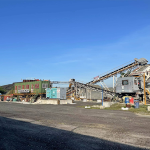 破碎機日常清理工作是延長設(shè)備使用壽命的有利因素