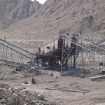 振動(dòng)篩篩箱開(kāi)裂、橫梁斷裂原因及改進(jìn)方法